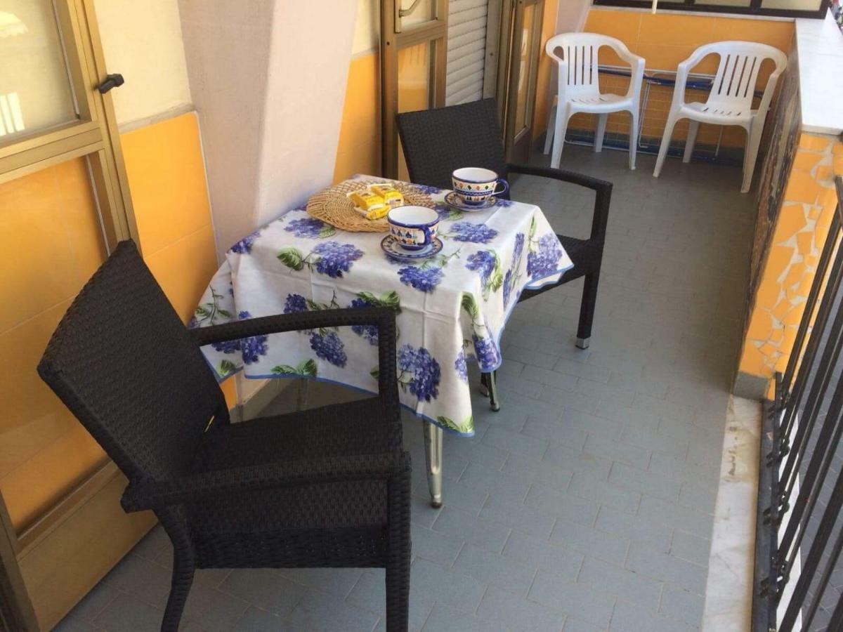 Casa Cristina Lägenhet Maiori Exteriör bild